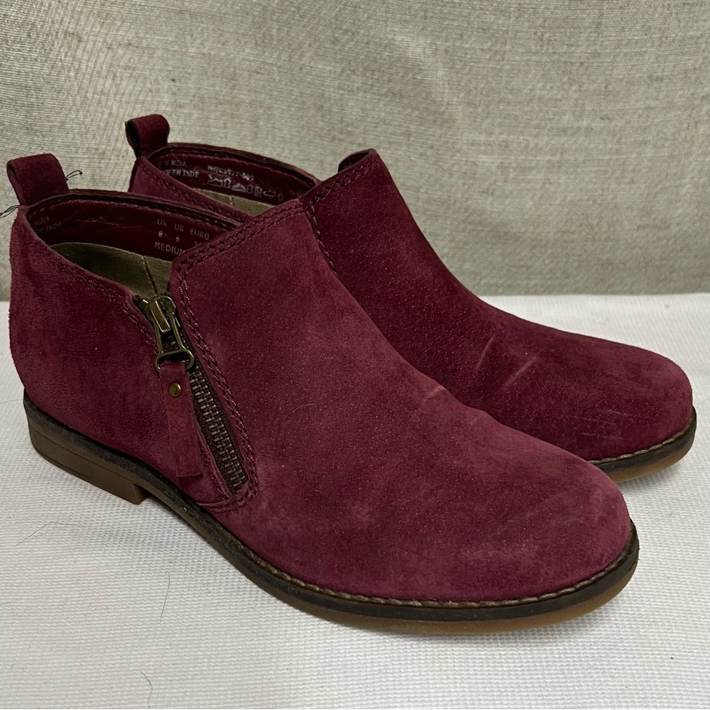 Hush puppies Burgundy Suede Ankle Boots